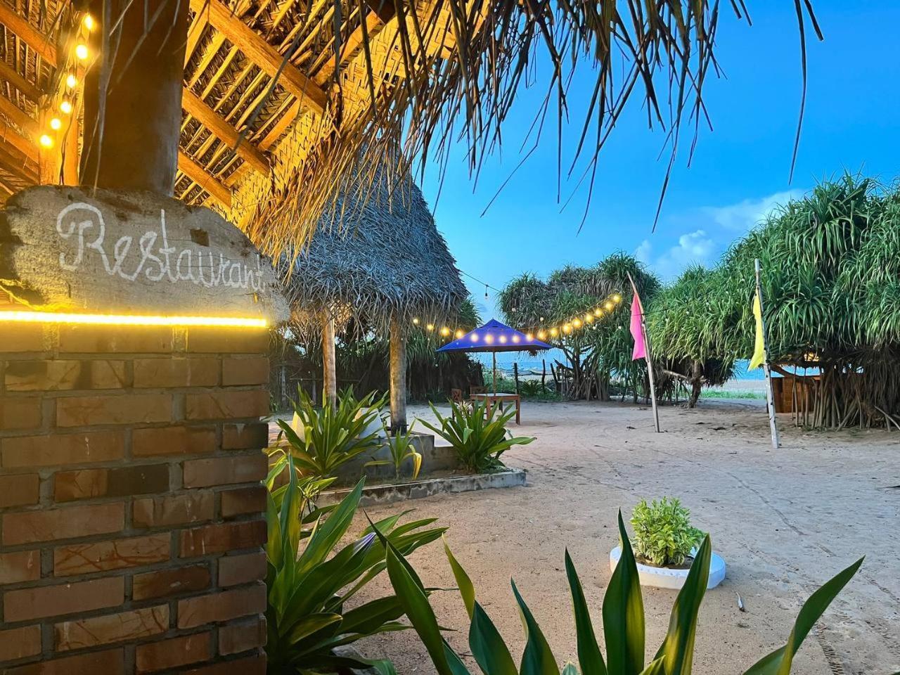 Nn Beach Resort & Spa Нилавели Экстерьер фото