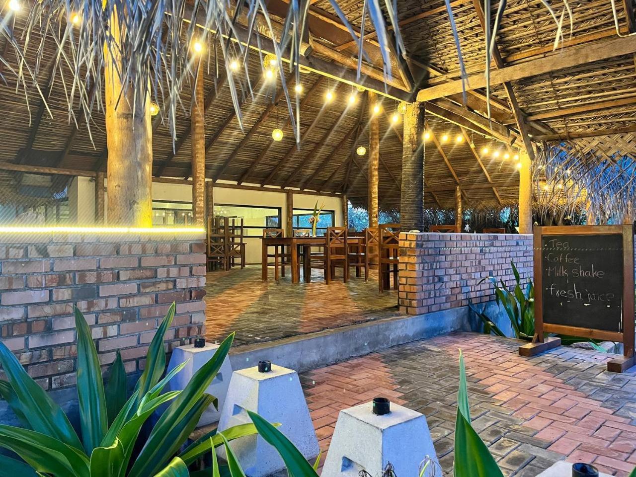 Nn Beach Resort & Spa Нилавели Экстерьер фото