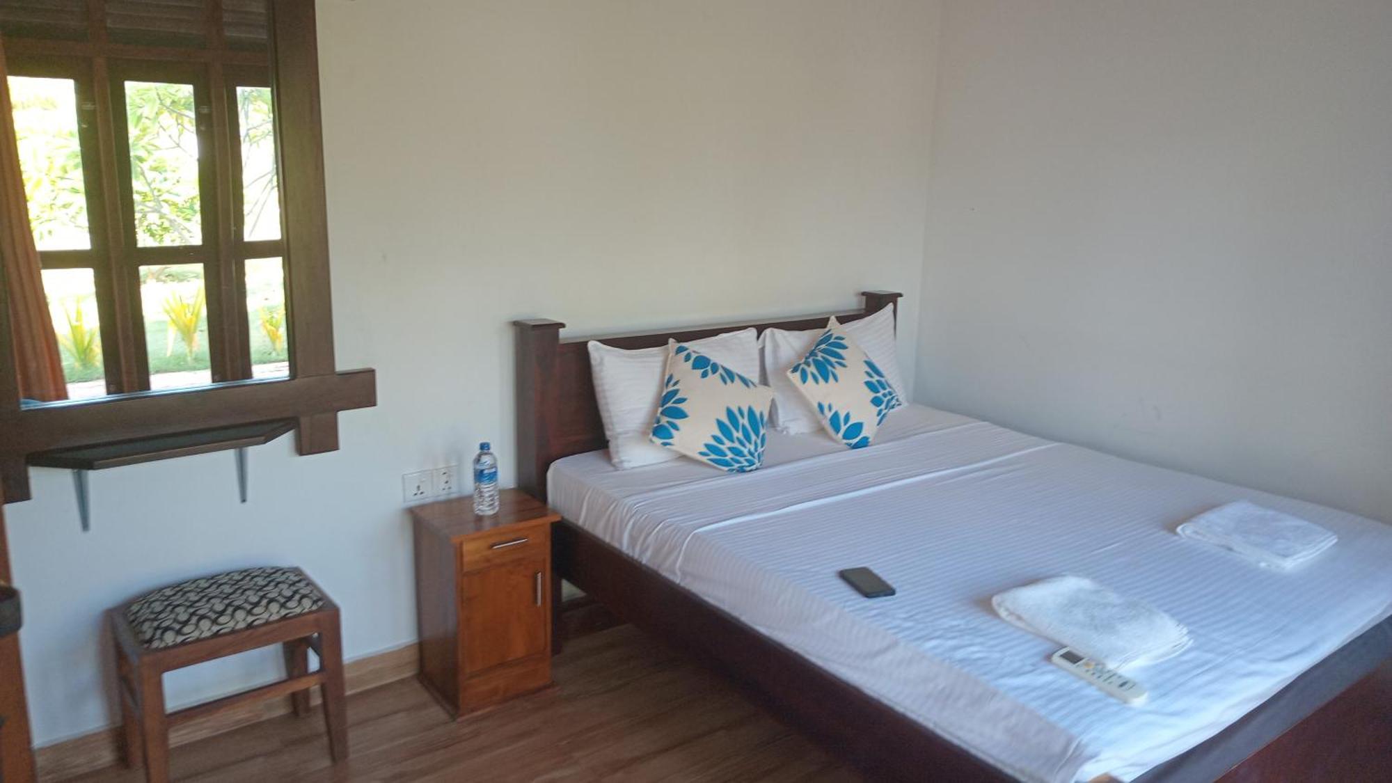 Nn Beach Resort & Spa Нилавели Экстерьер фото